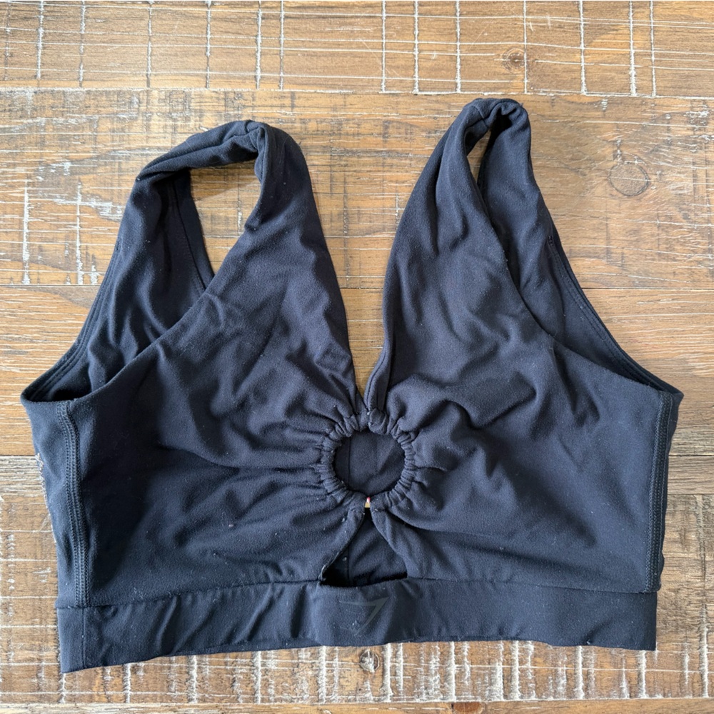 Gymshark Black Knot-Ring Sports Bra